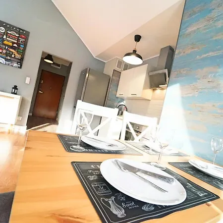 Everysky - Emilii Plater 18-18a *