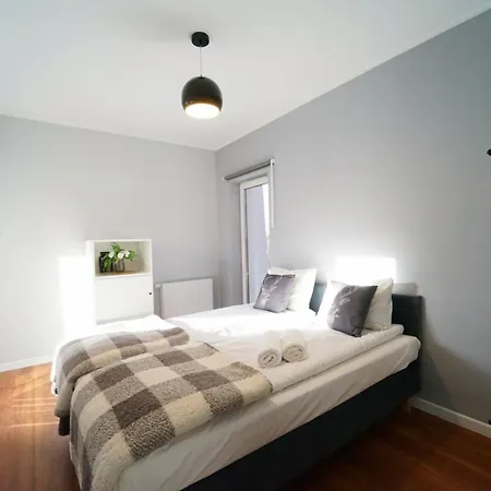 Everysky Emilii Plater 18 *