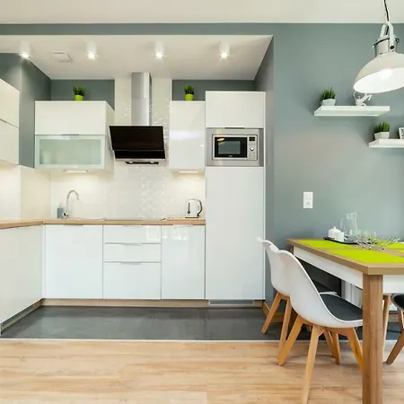 Everysky - Emilii Plater 18-18a Karpacz