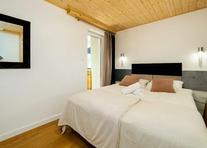 Everysky - Emilii Plater 18-18a * 卡尔帕奇